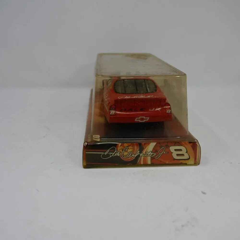 2007 Dale Earnhardt Jr #8 NASCAR 1:24 Winner’s Circle Diecast New – Box Wear